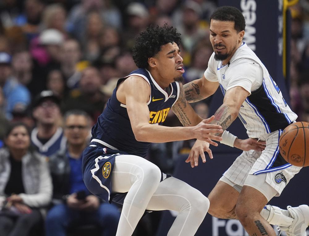 他再一次展 他再一次展